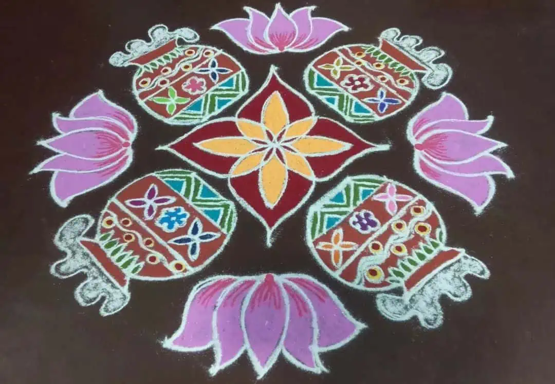 Simple & easy rangoli design 🌼🌿🌷 #shitalrangolis #muggulu #kolam  #rangoliart #rangoli😍 #rangolilove #rangolimaking #rangoli�... | Instagram